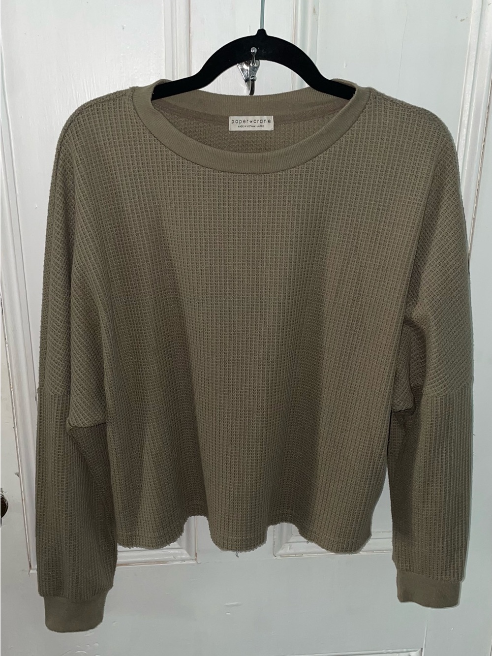 Paper Crane Olive Waffle Knit Relaxed Long Sleeve Top Size L